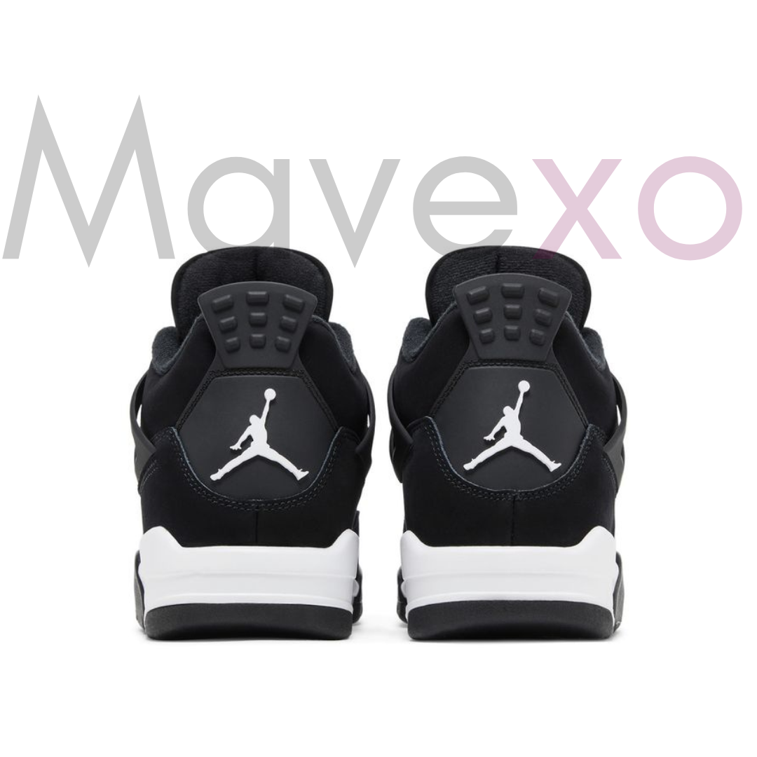 Air Jordan 4 Retro 'White Thunder'